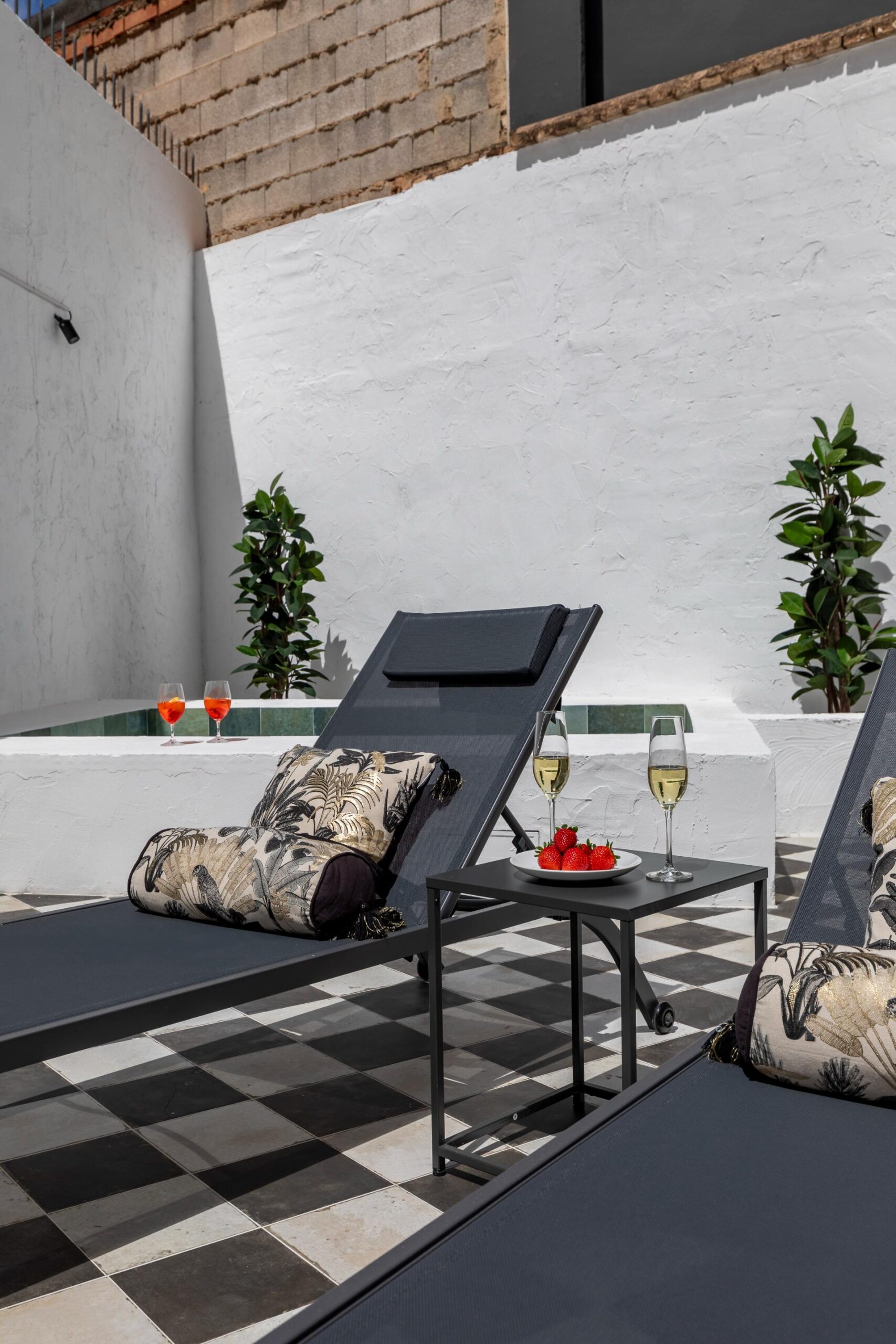 Patraix-style_Patio-21