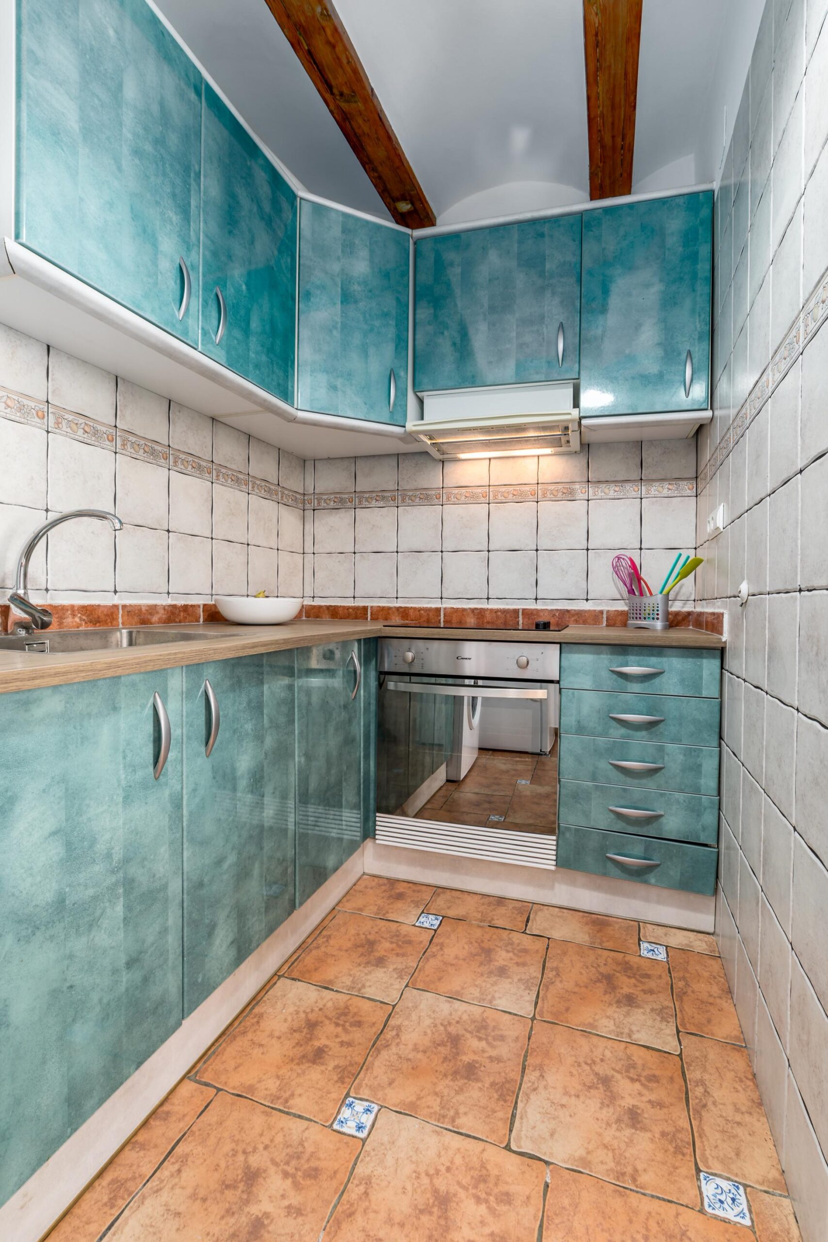 Temple Salon - comedor - cocina-14