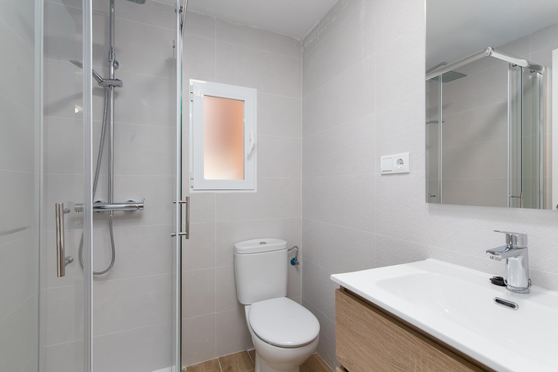 Malvarrosa_Baño-1