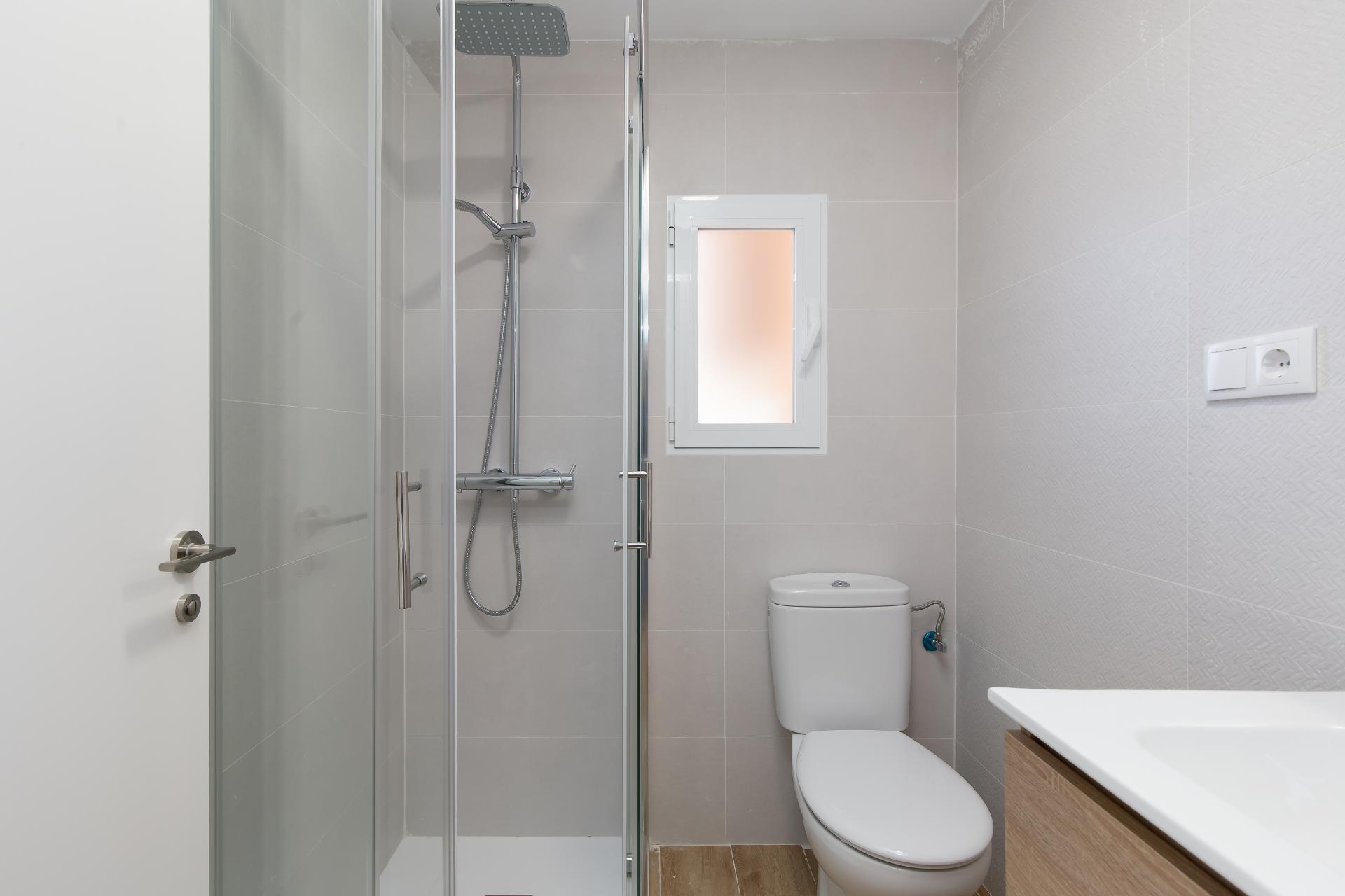 Malvarrosa_Baño-2